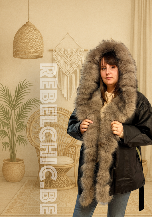 Le manteau Carolina, simili cuir et fourrure