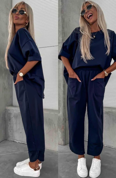 Ensemble haut oversize et pantalon décontracté  bleu marine