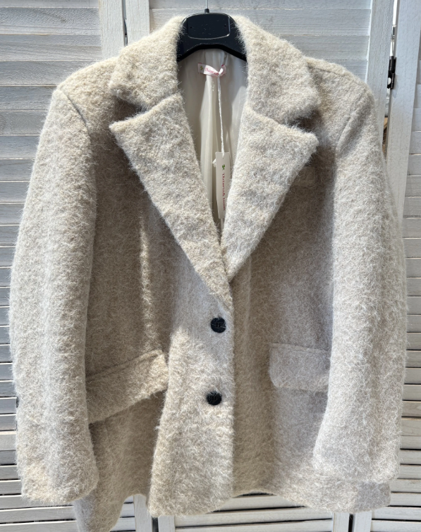 Veste chic en laine bouclée