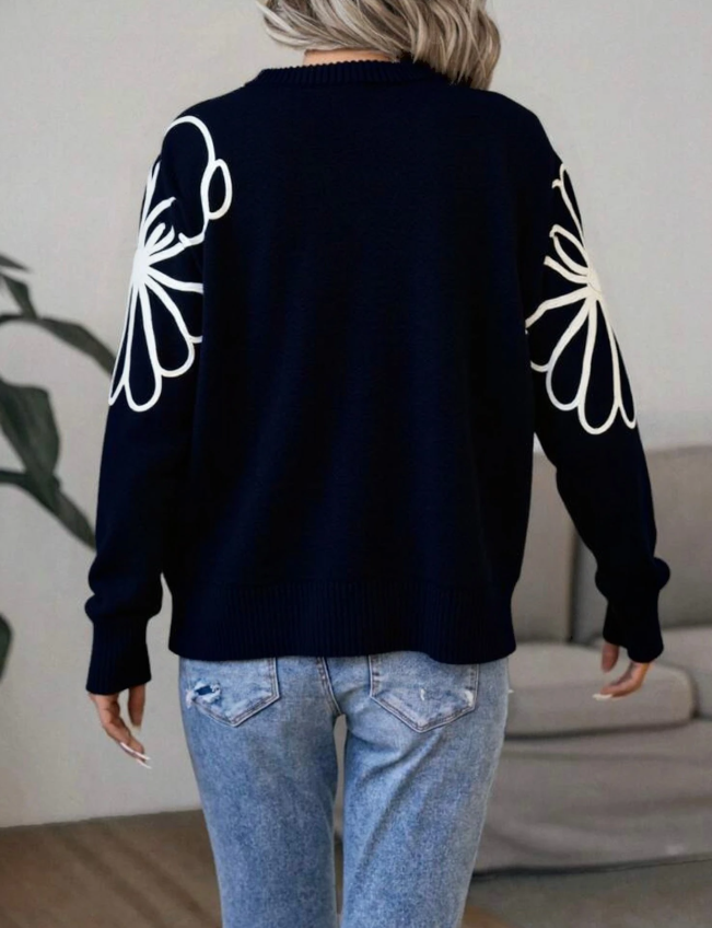 Pull Maille Doux Col Rond à Broderie Fleurs noir et blanc